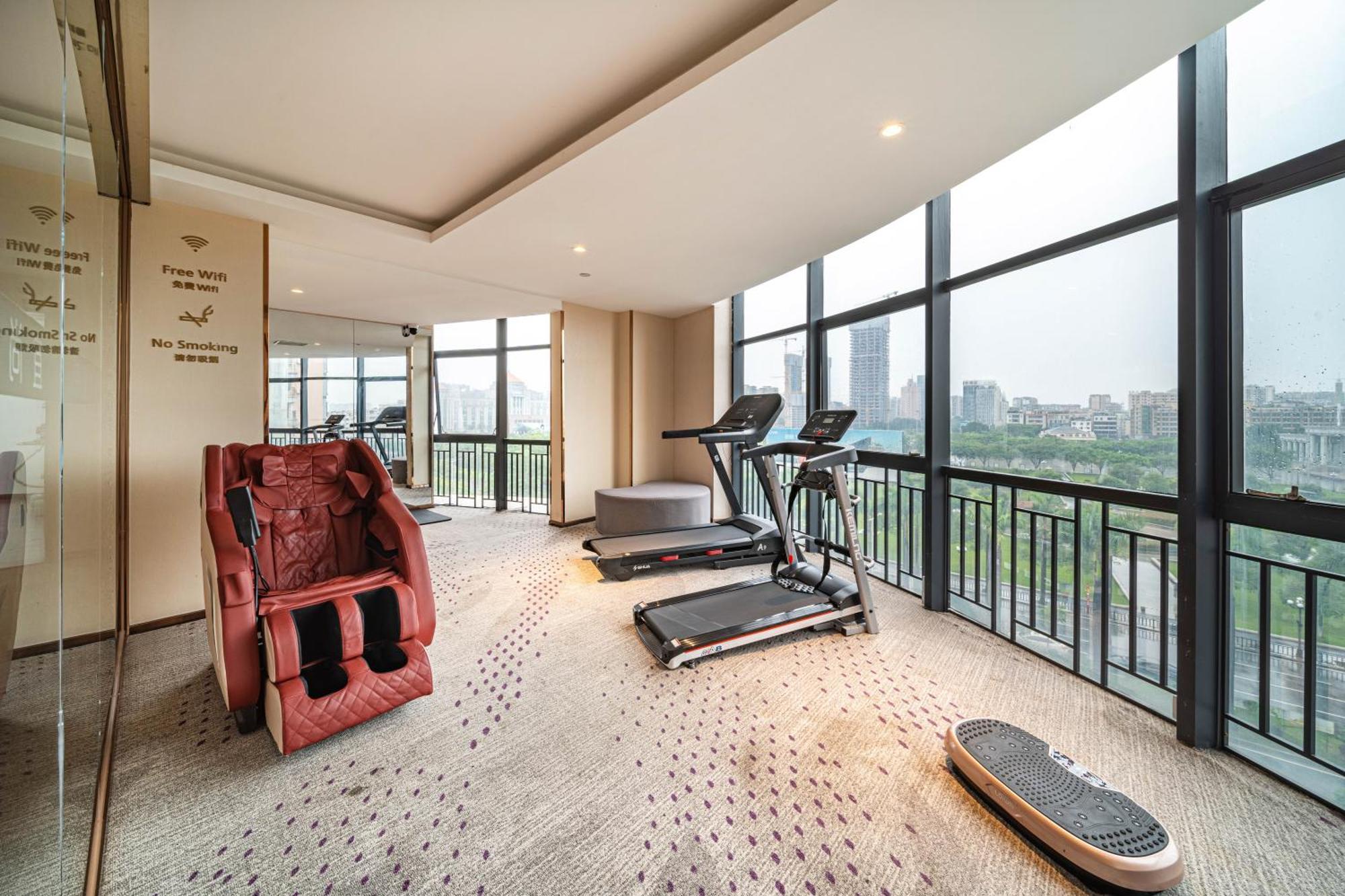 Echarm International Hotel Guangzhou Baiyun International Airport Huadu Plaza Branch - Free Deliver Service To Guangzhou Baiyun International Airport & Free Deliver Service To Canton Fair Complex During Canton Fair Period Exterior foto