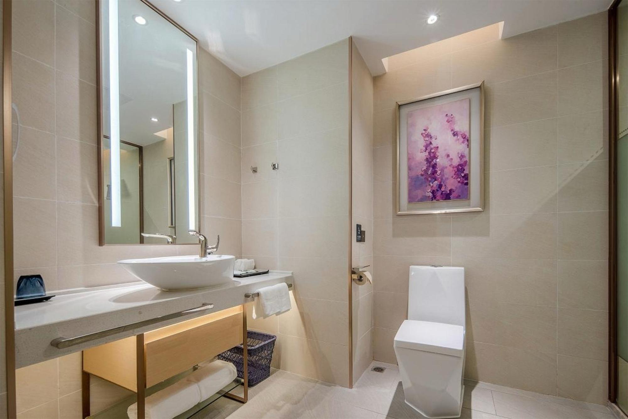 Echarm International Hotel Guangzhou Baiyun International Airport Huadu Plaza Branch - Free Deliver Service To Guangzhou Baiyun International Airport & Free Deliver Service To Canton Fair Complex During Canton Fair Period Exterior foto